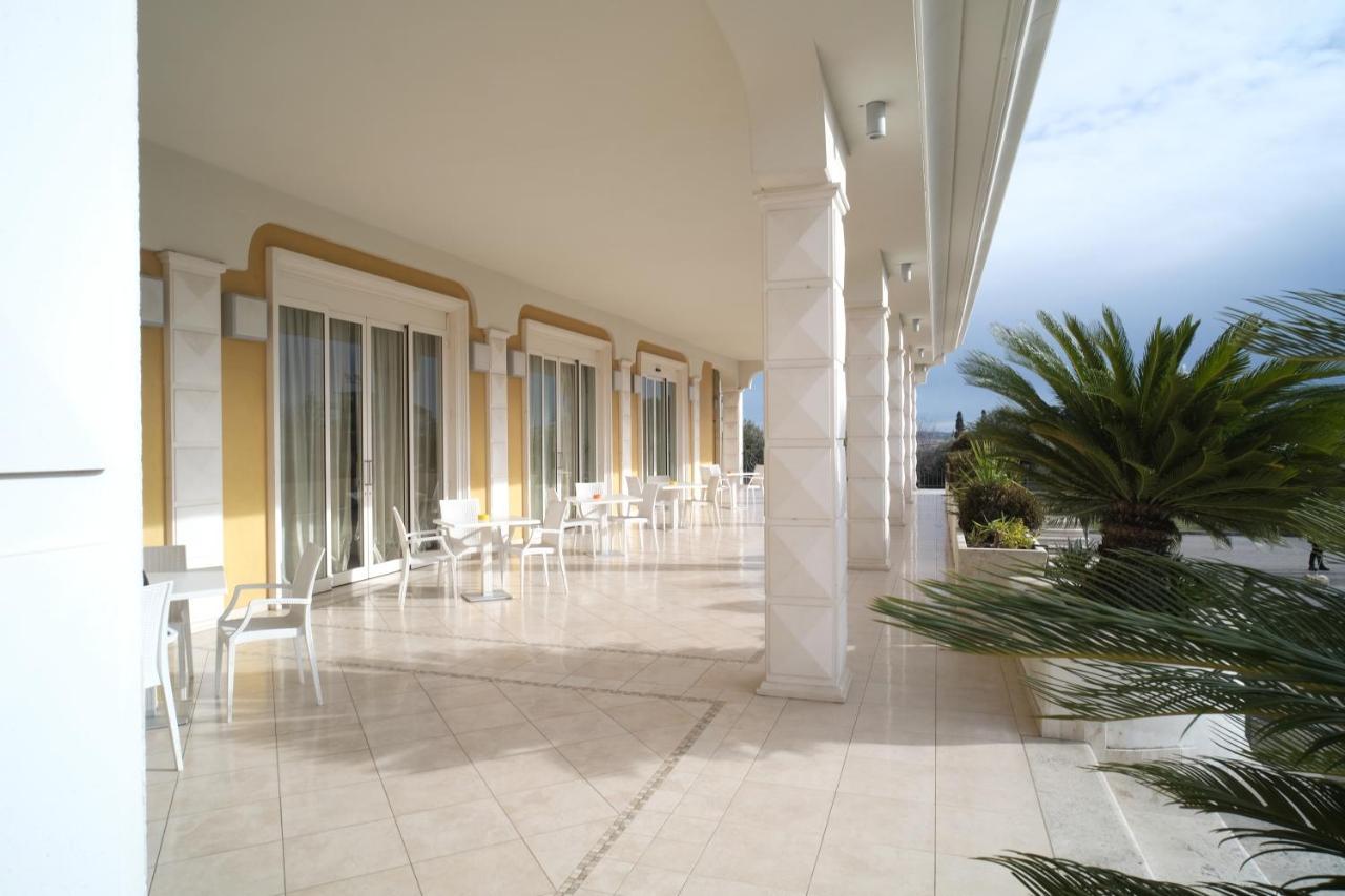 Hotel Concorde Sant'Egidio alla Vibrata Exterior photo
